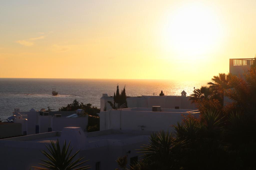 Ikaria Village Sea View Apartment Paphos Eksteriør billede